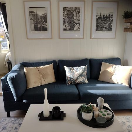 Light Home Apartment Alesund With Free Parking Exterior photo