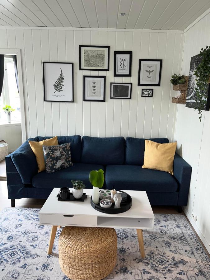 Light Home Apartment Alesund With Free Parking Exterior photo